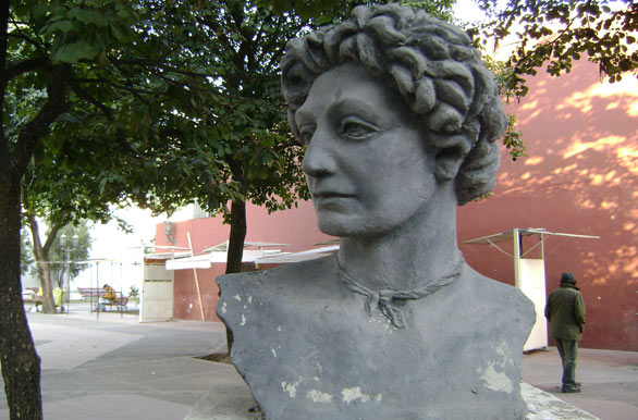 Lola Mora Sculpture